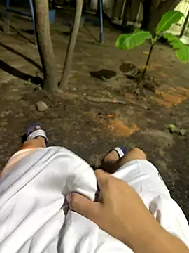 Snapshot of Erick-90 chatting on 10/18/25, 09:32 Erick-90 online show from 10/18/25, 09:32