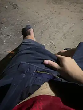 Snapshot of Erick-90 chatting on 02/26/26, 04:44 Erick-90 online show from 02/26/26, 04:44