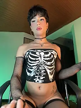 sue   0 online show from 11/26/25, 02:45