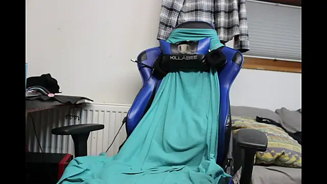 Snapshot of DrownMentallyyy chatting on 01/22/25, 09:54 DrownMentallyyy online show from 01/22/25, 09:54