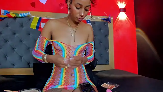 YayaHilton online show from 06/27/26, 05:56
