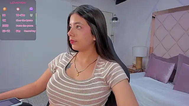 Snapshot of coraltaylor chatting on 03/14/26, 08:47 coraltaylor online show from 03/14/26, 08:47