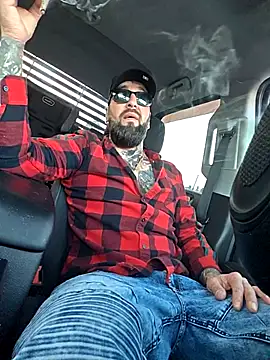 Beardedtattood online show from 11/08/25, 12:27