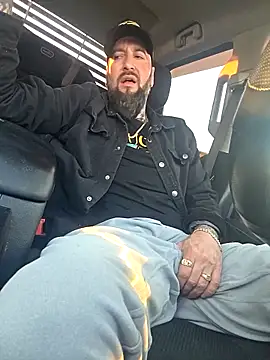 Beardedtattood online show from 04/24/26, 11:01