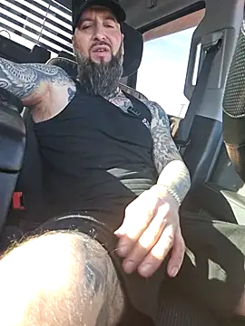 Beardedtattood online show from 05/15/26, 11:39