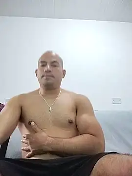 Snapshot of arcosta1989 chatting on 10/28/25, 02:42 arcosta1989 online show from 10/28/25, 02:42