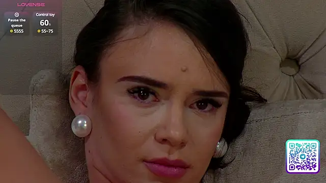 KateReevah online show from 03/18/25, 01:21