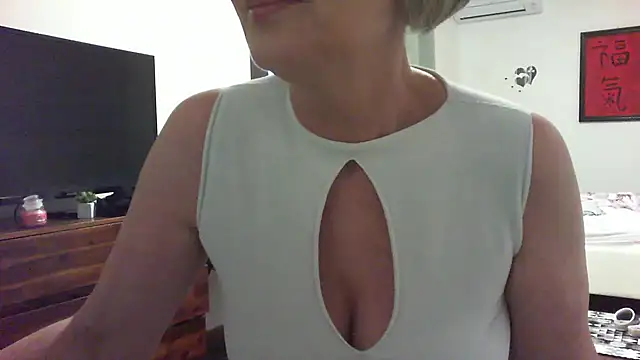 Snapshot of __Angel78__ chatting on 06/26/26, 01:48 Angel78 online show from 06/26/26, 01:48