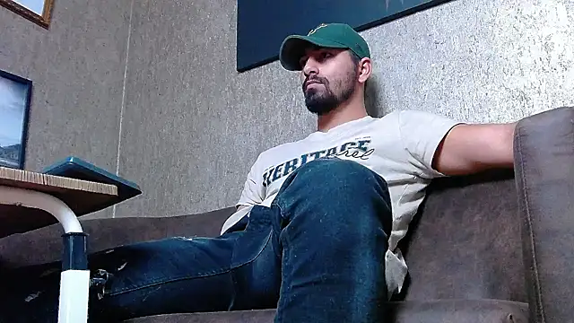 Snapshot of NigelBoydXXX chatting on 02/24/25, 08:25 NigelBoydXXX online show from 02/24/25, 08:25
