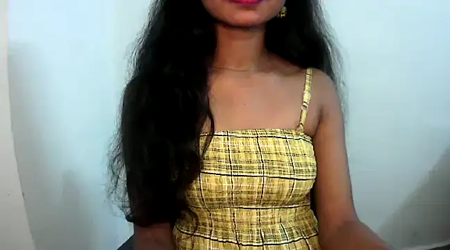 Snapshot of RIYAA_2 chatting on 01/15/25, 03:18 RIYAA 2 online show from 01/15/25, 03:18