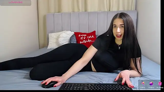 Erikka   online show from 02/01/26, 01:42