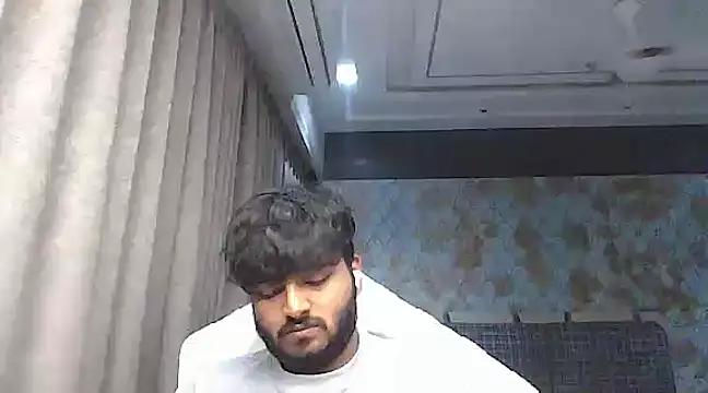 Snapshot of captainfucks chatting on 01/01/25, 02:42 captainfucks online show from 01/01/25, 02:42