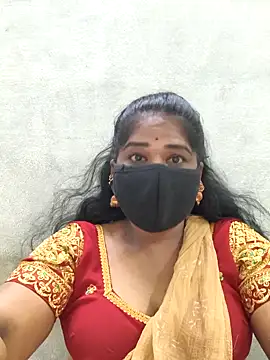 Snapshot of MaaliiiPonuTamil chatting on 05/27/26, 02:08 MaaliiiPonuTamil online show from 05/27/26, 02:08