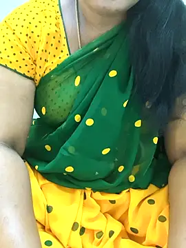 Snapshot of MaaliiiPonuTamil chatting on 06/20/26, 02:25 MaaliiiPonuTamil online show from 06/20/26, 02:25