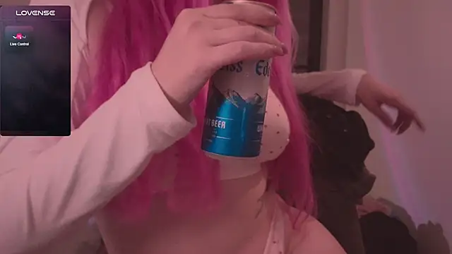 Snapshot of h2h0e chatting on 02/14/26, 09:55 h2h0e online show from 02/14/26, 09:55