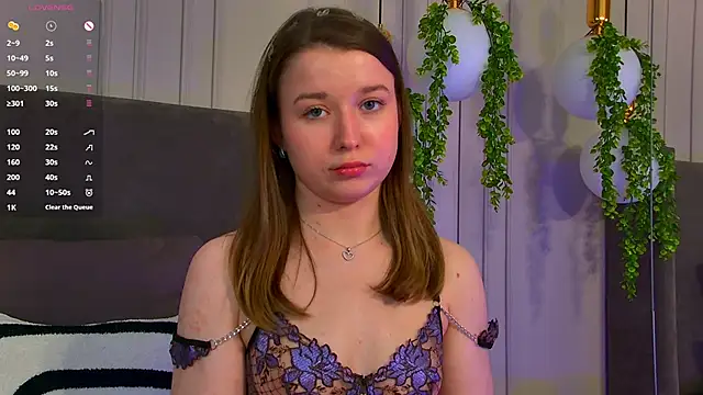 Snapshot of MichelleHaynes chatting on 02/02/25, 07:14 MichelleHaynes online show from 02/02/25, 07:14