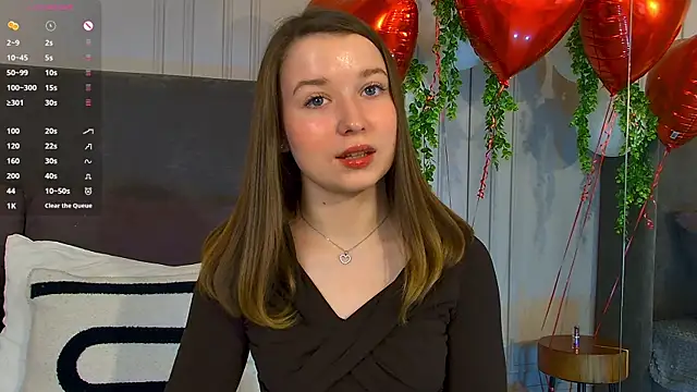 Snapshot of MichelleHaynes chatting on 02/18/25, 02:59 MichelleHaynes online show from 02/18/25, 02:59