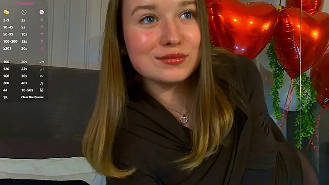 Snapshot of MichelleHaynes chatting on 02/18/25, 06:37 MichelleHaynes online show from 02/18/25, 06:37