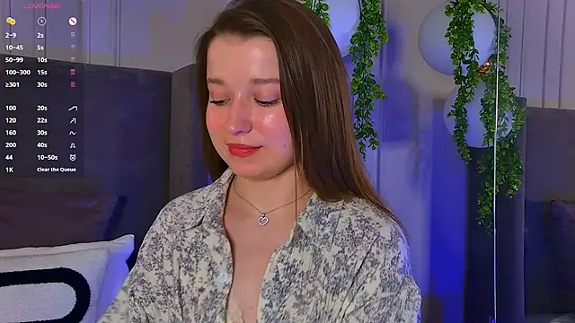 Snapshot of MichelleHaynes chatting on 02/20/25, 08:58 MichelleHaynes online show from 02/20/25, 08:58