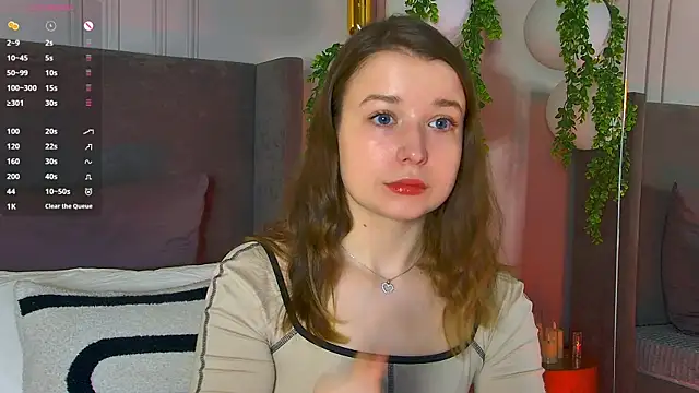 Snapshot of MichelleHaynes chatting on 03/02/25, 03:16 MichelleHaynes online show from 03/02/25, 03:16