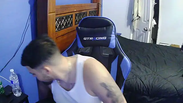 Snapshot of MasterKvn chatting on 01/25/25, 02:58 MasterKvn online show from 01/25/25, 02:58