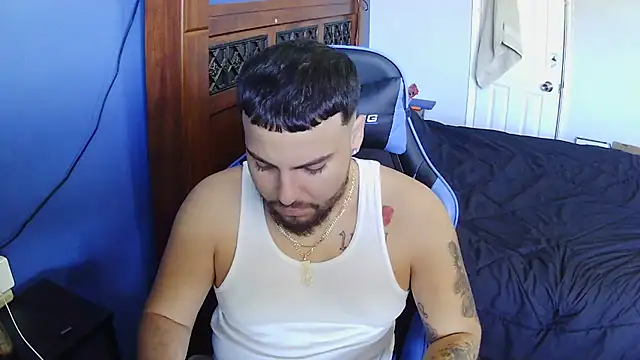 Snapshot of MasterKvn chatting on 01/29/25, 06:07 MasterKvn online show from 01/29/25, 06:07