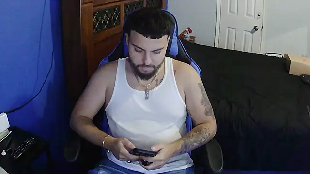 Snapshot of MasterKvn chatting on 02/10/25, 05:25 MasterKvn online show from 02/10/25, 05:25