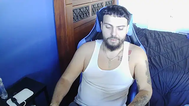 Snapshot of MasterKvn chatting on 03/14/25, 08:49 MasterKvn online show from 03/14/25, 08:49