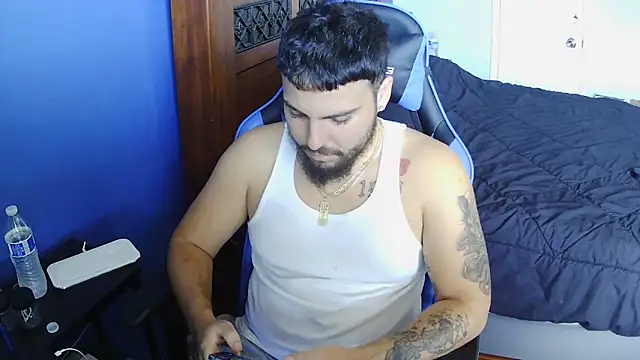 Snapshot of MasterKvn chatting on 03/19/25, 04:13 MasterKvn online show from 03/19/25, 04:13