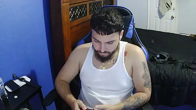 Snapshot of MasterKvn chatting on 03/21/25, 10:06 MasterKvn online show from 03/21/25, 10:06