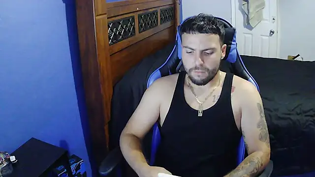 Snapshot of MasterKvn chatting on 10/30/25, 06:15 MasterKvn online show from 10/30/25, 06:15