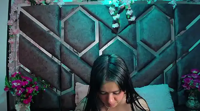 Victoria Rossy online show from 01/23/25, 10:01