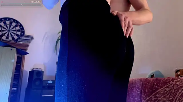 Snapshot of Anna_nnaaa chatting on 09/10/25, 11:05 Anna nnaaa online show from 09/10/25, 11:05