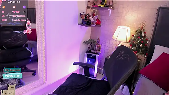 Snapshot of Mariana_c1 chatting on 12/05/25, 03:20 Mariana c1 online show from 12/05/25, 03:20