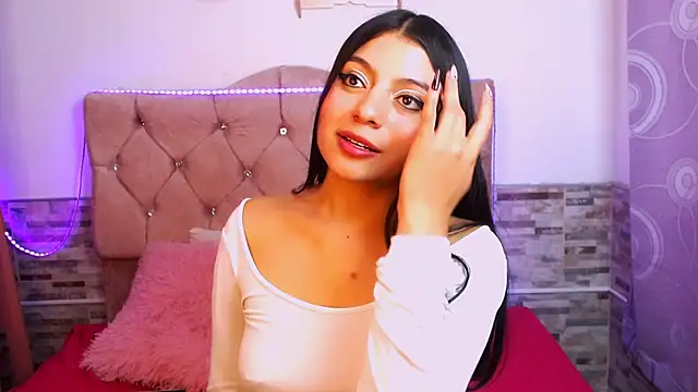 elizabethcooper online show from 01/22/25, 02:04