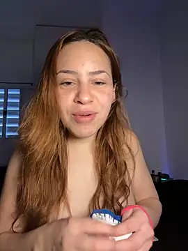 AgnesCampp online show from 09/18/25, 07:05