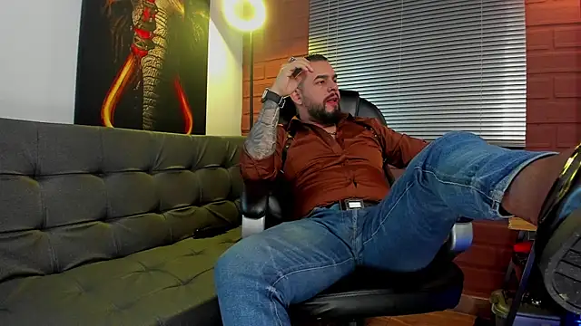 Ethan Castellano online show from 01/07/25, 01:38