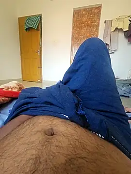 Snapshot of Mallu_ajanraj143 chatting on 12/10/24, 03:41 Mallu ajanraj143 online show from 12/10/24, 03:41