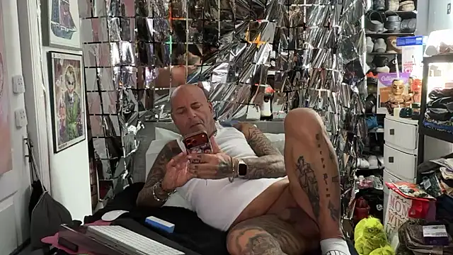 joeytatts66 online show from 05/08/26, 01:11