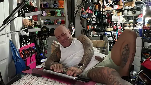 joeytatts66 online show from 06/22/26, 03:58