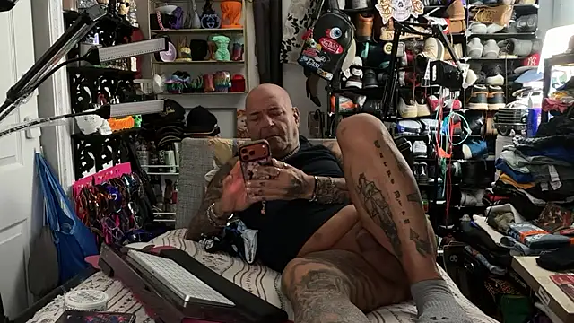 joeytatts66 online show from 06/24/26, 01:37