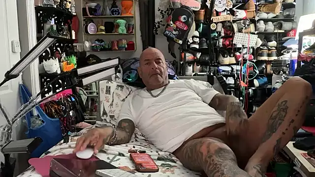 joeytatts66 online show from 06/27/26, 01:54