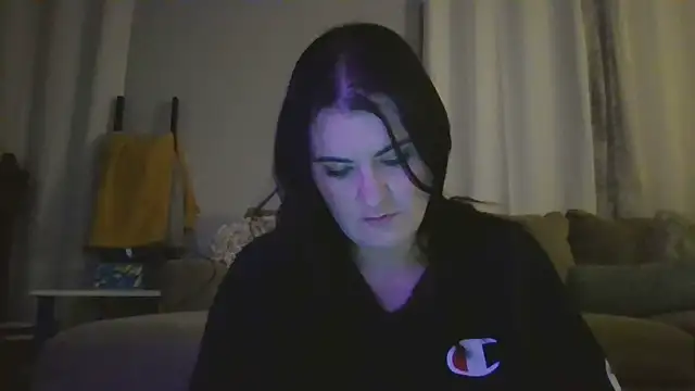 Snapshot of _CumSeeV_ chatting on 12/17/24, 06:56  CumSeeV  online show from 12/17/24, 06:56