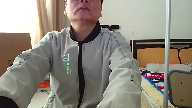 Snapshot of hotkaier chatting on 12/22/25, 03:14 hotkaier online show from 12/22/25, 03:14