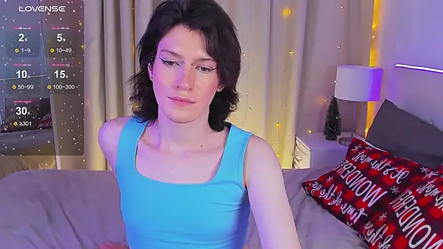 Snapshot of Kolette_Gray chatting on 12/22/24, 06:48 Kolette Gray online show from 12/22/24, 06:48