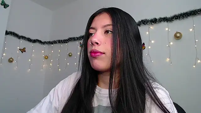 Snapshot of iam_emy chatting on 12/27/24, 08:50 iam emy online show from 12/27/24, 08:50