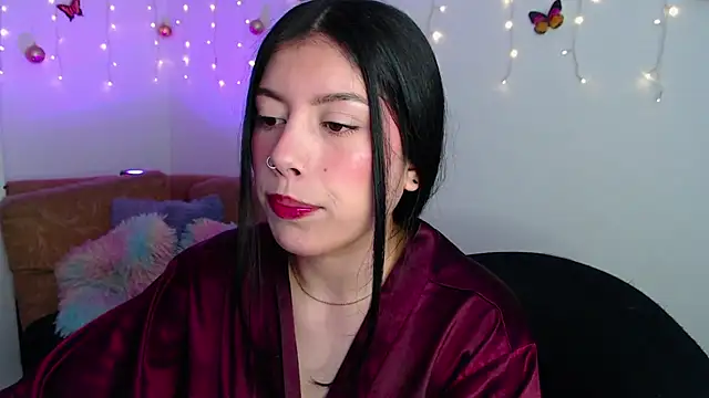 Snapshot of iam_emy chatting on 01/08/25, 10:16 iam emy online show from 01/08/25, 10:16