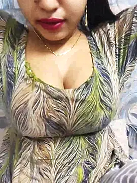 Snapshot of Sania-Love chatting on 04/15/26, 11:49 Sania-Love online show from 04/15/26, 11:49