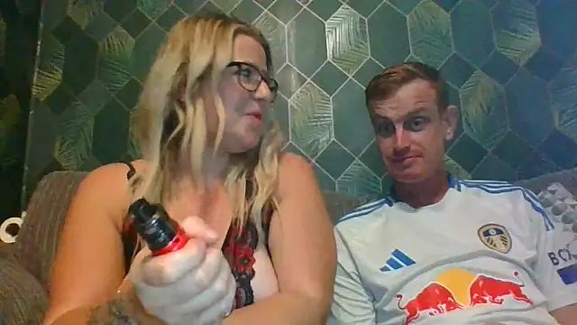 SweetXCandyX online show from 11/09/25, 06:50