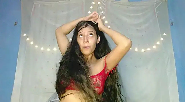 Snapshot of evaluna_horny_ chatting on 12/22/24, 02:39 evaluna horny online show from 12/22/24, 02:39